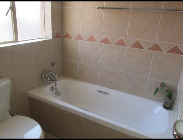 3 BEDROOM APARTMENT FOR SALE IN VORNA VALLEY